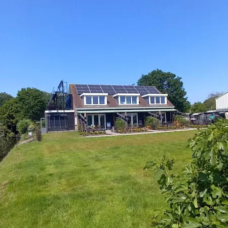公寓 Over De Dijk *